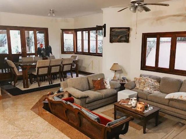 Casa à venda em Santana de Parnaíba, Alphaville, com 4 quartos, com 408 m², Resi