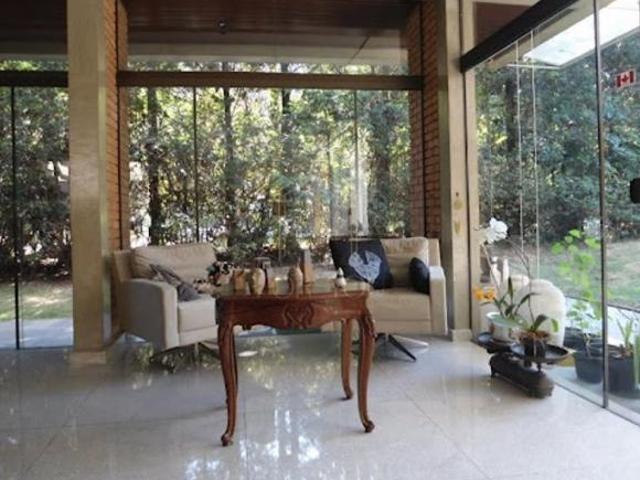 Casa à venda em Santana de Parnaíba, Alphaville, com 4 suítes, com 400 m², Resid