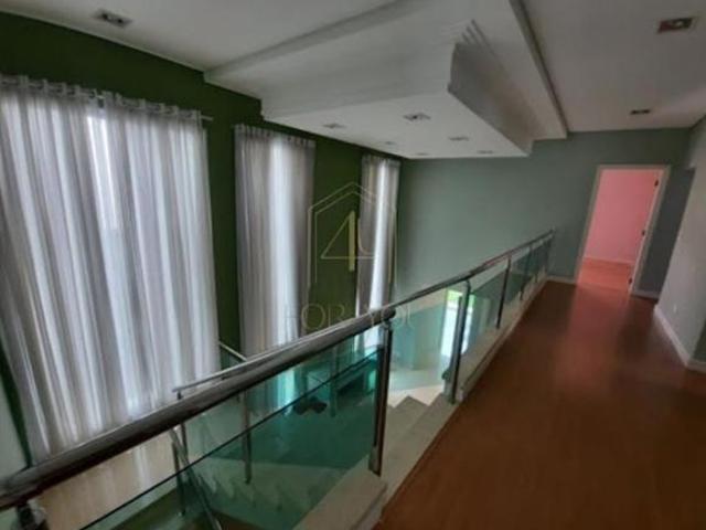 Casa à venda em Santana de Parnaíba, Alphaville, com 2 suítes, com 420 m², Resid