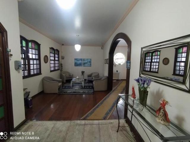 Casa à venda em Serra