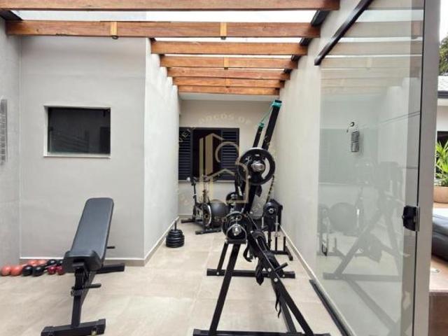 Casa à Venda em Poços de Caldas 214,93m² 3 Dorms
