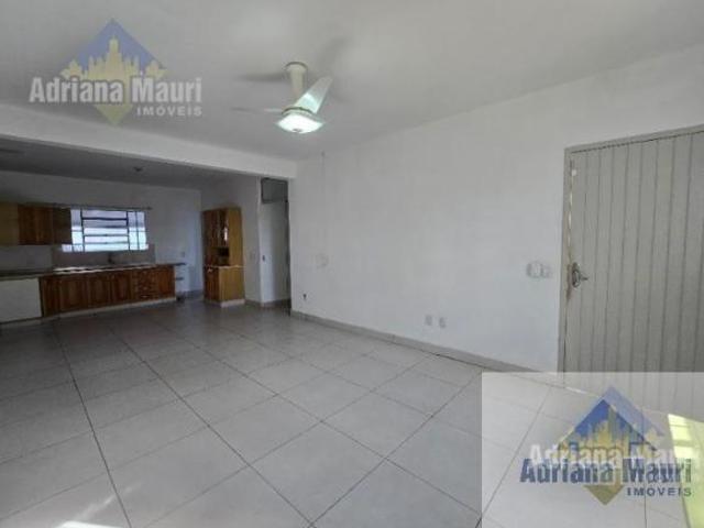 Casa à venda em Porto Alegre RS, Parque Santa Fé: 3 quartos, 1 sala, 2 banheiros, 2 vagas de garagem