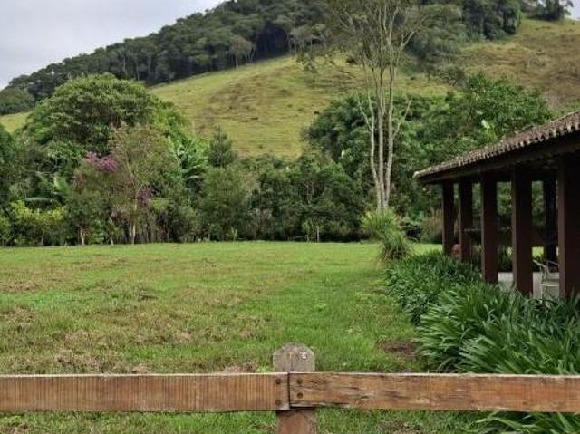 Casa à venda em Paraisópolis MG Zona Rural