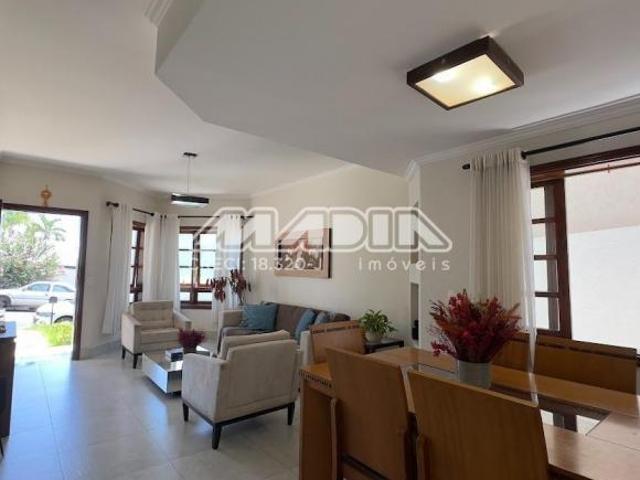 casa à venda em Parque Residencial Maison Blanche