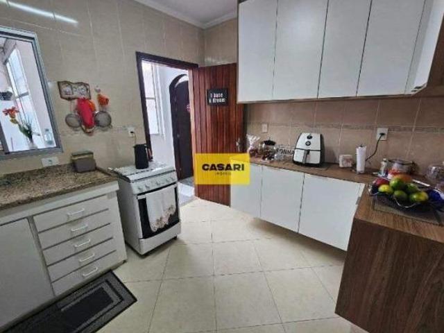 Casa à venda em Parque Terra Nova II, São Bernardo do Campo – 3 quartos, 6 vagas
