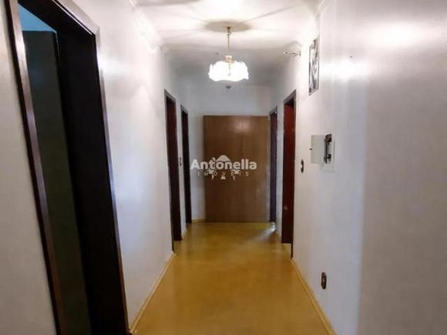Casa à venda em Petrópolis