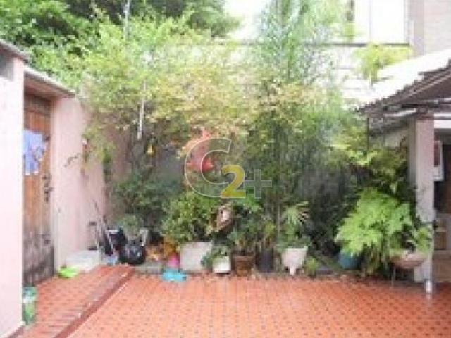 Casa a venda em Perdizes, 3 quartos sendo 1 suíte e 6 vagas de garagem