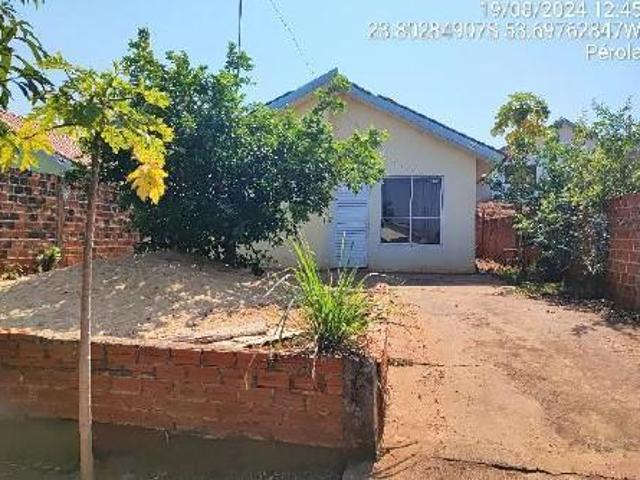Casa à venda em Pérola