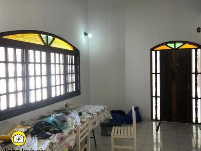 Casa à venda em Peruíbe SP: 4 quartos, 1 suíte, 2 salas, 6 vagas de garagem, 188,51 m² na Estância B