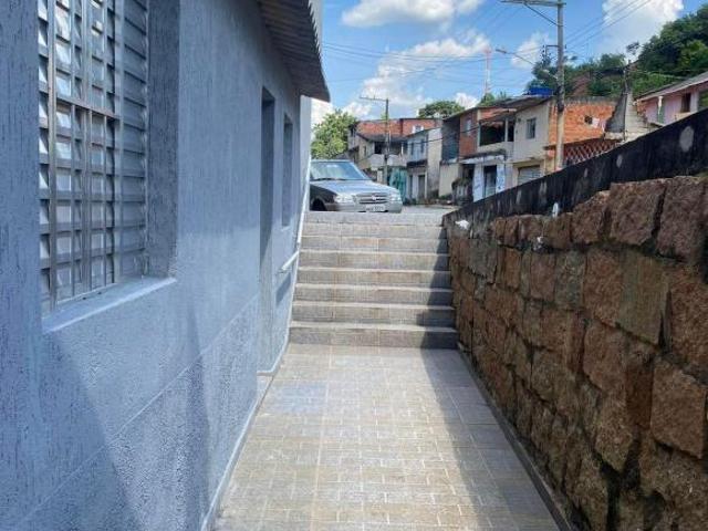 Casa à venda em Pirapora!