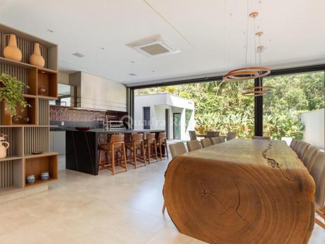 Casa à venda em Riviera de São Lourenço