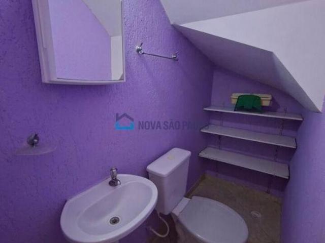 Casa à venda em rua sem saída com 2 suites e 2 vagas no Jardim da Saúde
