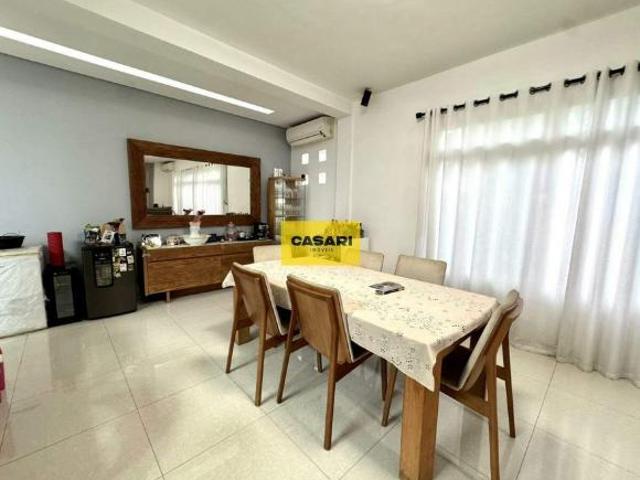 Casa à venda em Rudge Ramos | 3 quartos 1 suíte, 231 m², 5 vagas