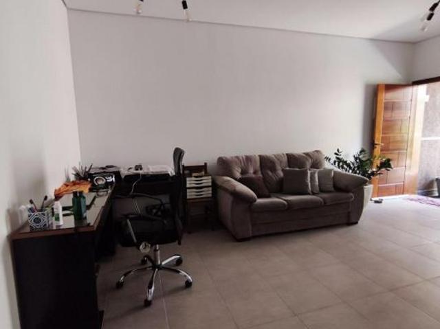 CASA À VENDA EM TOLEDO MG– BAIRRO DOS PEREIRAS