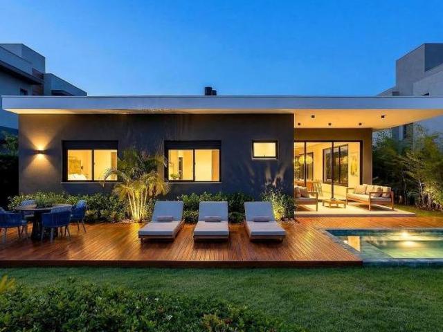 Casa à venda em Torres, Itapeva, com 4 quartos, 284.3m²