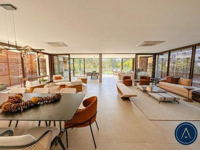 Casa à venda em Tamboré