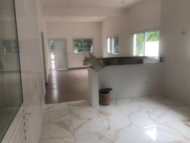 Casa à venda em Transurb