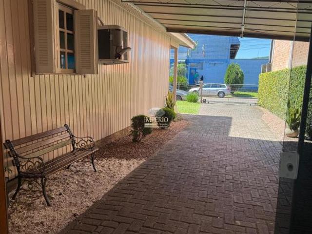 Casa à venda em Três Coroas RS, Vila Nova: 3 quartos, 2 banheiros, 2 salas, 2 vagas de garagem, 140m