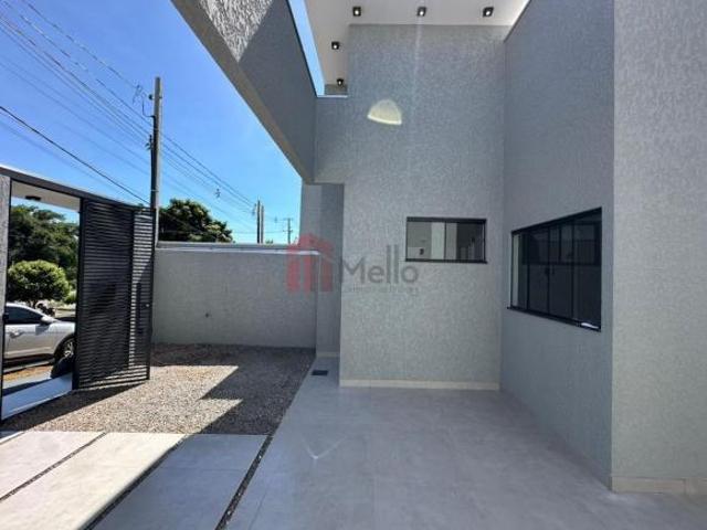 Casa à venda em Umuarama PR, Jardim das Cerejeiras: 3 quartos, 1 suíte, 1 sala, 2 banheiros, 1 vaga