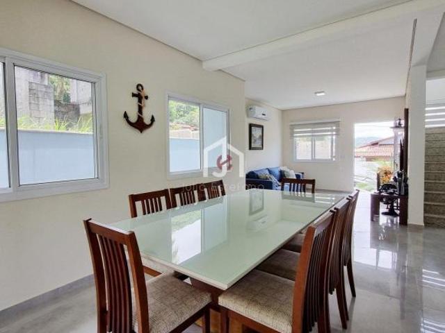 Casa à venda em Ubatuba