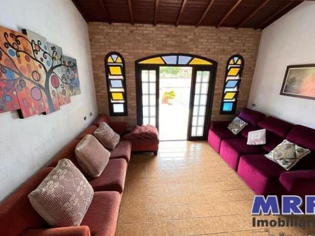 Casa à venda em Ubatuba. Sertão da Quina