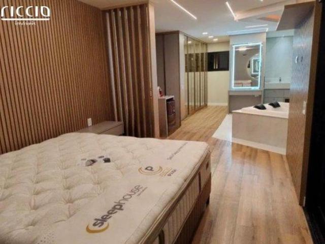Casa com 4 SUÍTES com Planejados Condomínio Jardim do Golfe 1 Avalia Permuta! Mande Sua