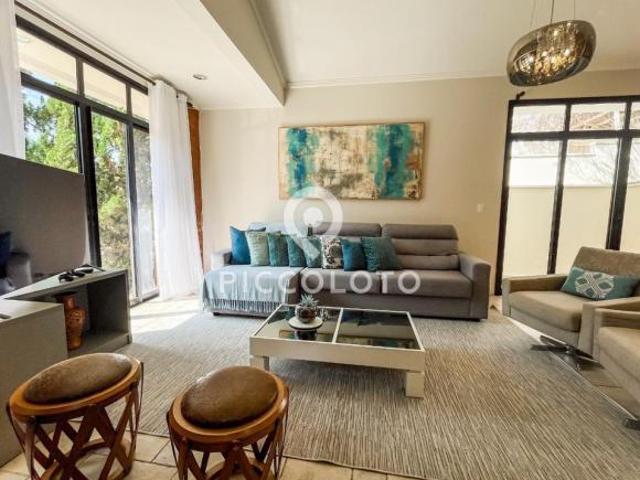 Casa à venda em Valinhos, Jardim Recanto, com 4 quartos, com 200 m²