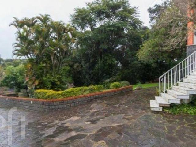 Casa à venda em Vila Assunção com 611 m², 4 quartos, 2 suítes, 6 vagas