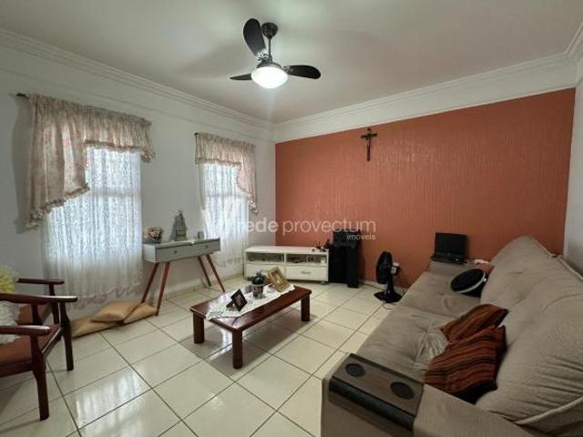 casa à venda em Vila Ipê