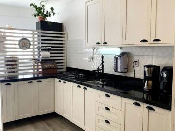 Casa à venda em Vila Ipiranga com 432 m², 5 quartos, 2 suítes, 2 vagas