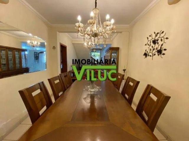Casa à venda em Vila Paquetá