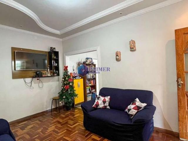 Casa à venda em Vila São João Batista