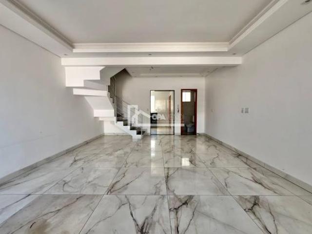 Casa à venda em Vila Santa Mônica