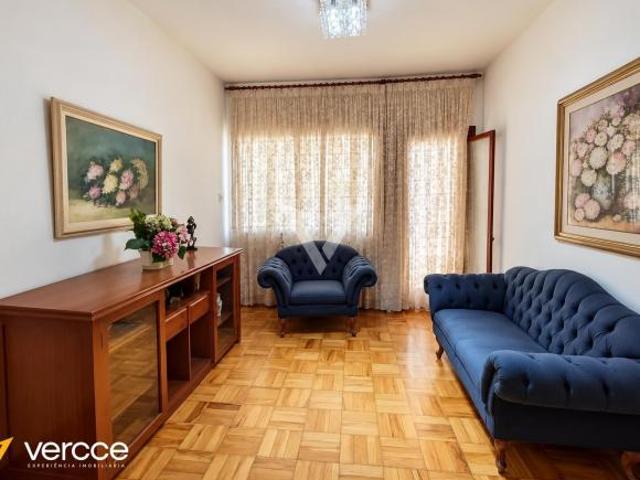Casa à Venda, Entre a Rua do Retiro e a Avenida Nove de Julho, Jundiaí SP