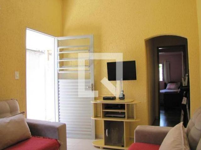 Casa à Venda Ermelino Matarazzo, 2 Quartos, 215 m² São Paulo