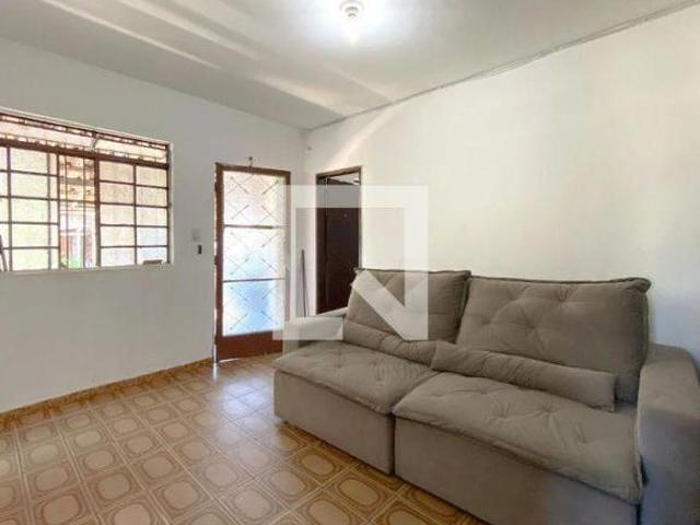 Casa à Venda Ermelinda, 2 Quartos, 360 m² Belo Horizonte