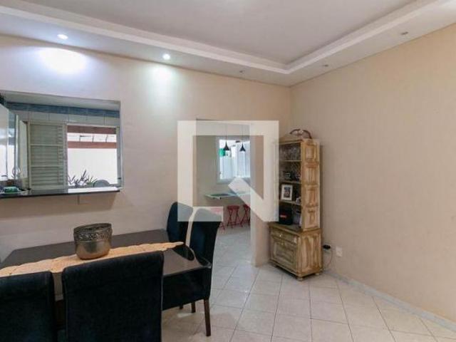 Casa à Venda Estoril, 4 Quartos, 160 m2