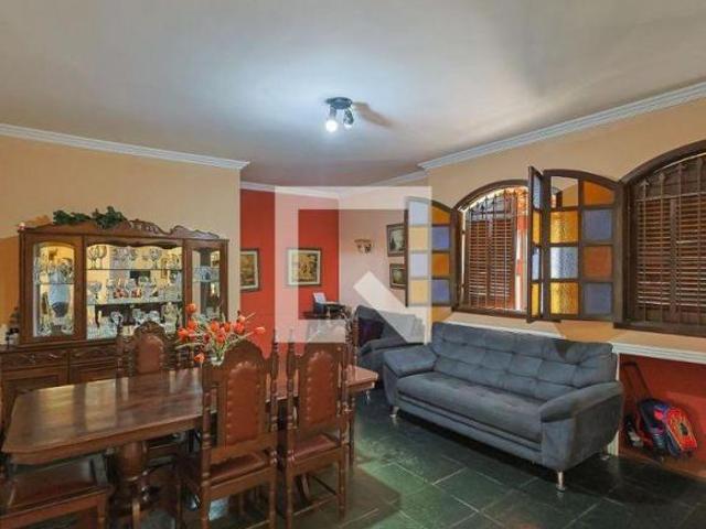 Casa à Venda Fernão Dias, 3 Quartos, 511 m² Belo Horizonte