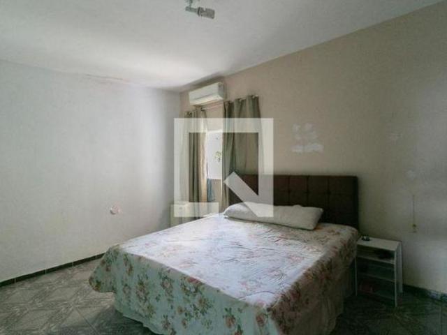 Casa à Venda Floramar, 3 Quartos, 180 m² Belo Horizonte