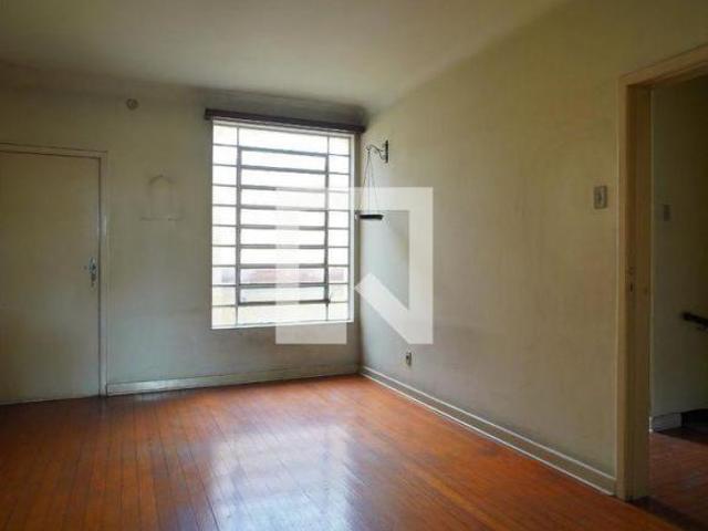 Casa à Venda Floresta, 3 Quartos, 300 m² Porto Alegre