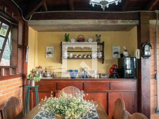 Casa à Venda Horto Florestal, 3 Quartos, 4424 m² Jundiaí
