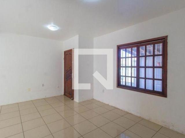 Casa à Venda Harmonia, 2 Quartos, 100 m² Canoas