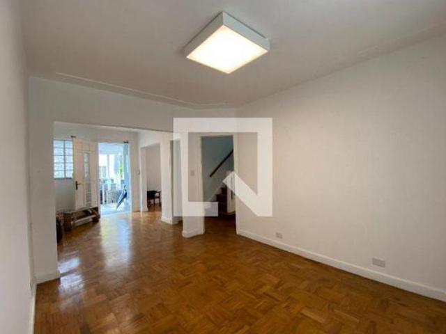 Casa à Venda Higienópolis, 3 Quartos, 247 m2