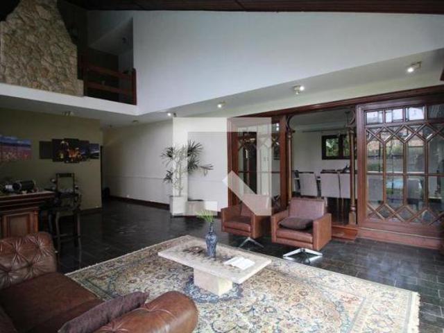 Casa à Venda Interlagos, 4 Quartos, 386 m² São Paulo