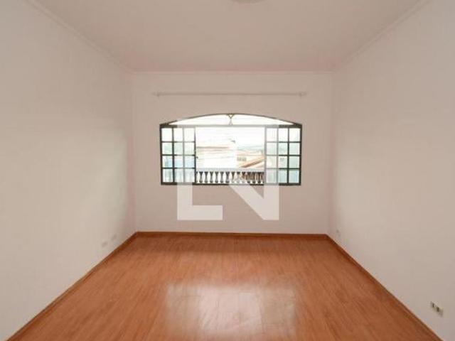 Casa à Venda Interlagos, 2 Quartos, 130 m² São Paulo