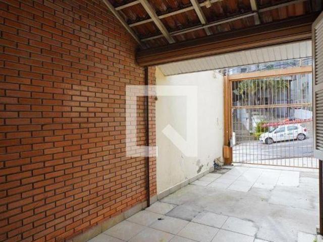 Casa à Venda Independência, 1 Quarto, 600 m² Porto Alegre