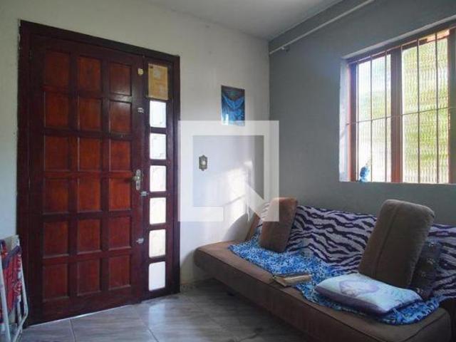 Casa à Venda Industrial, 3 Quartos, 190 m² Novo Hamburgo