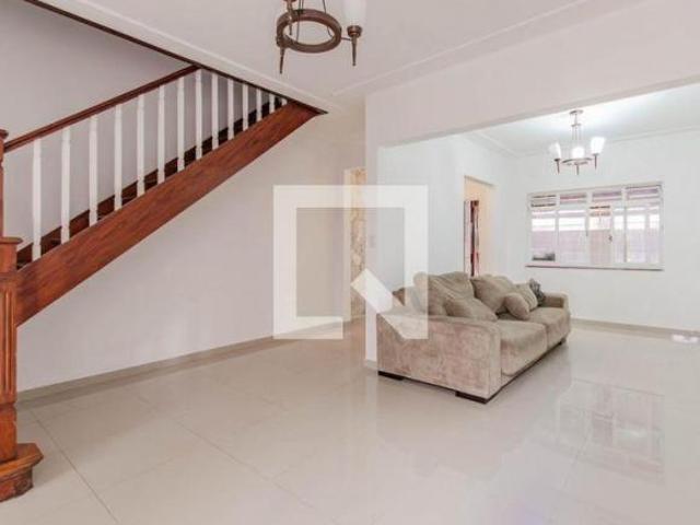 Casa à Venda Ipiranga, 3 Quartos, 155 m2