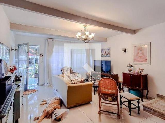 Casa à Venda Ipiranga, 3 Quartos, 180 m2
