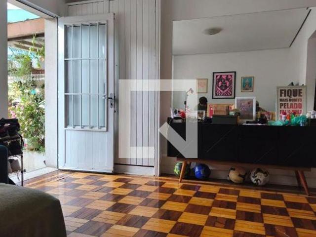 Casa à Venda Ipiranga, 3 Quartos, 223 m2